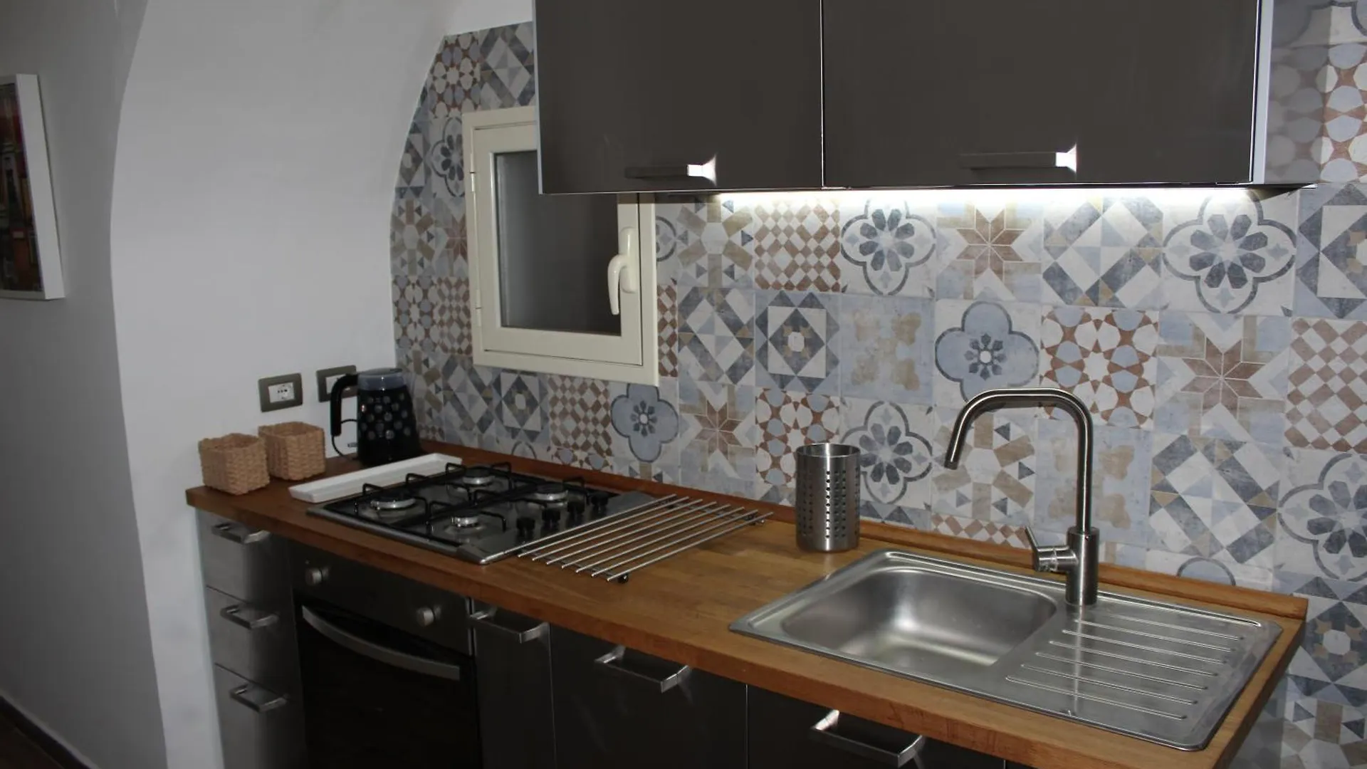 Monahouse - Elegance And Comfort On Via Etnea In The Heart Of Catania - Sicily
