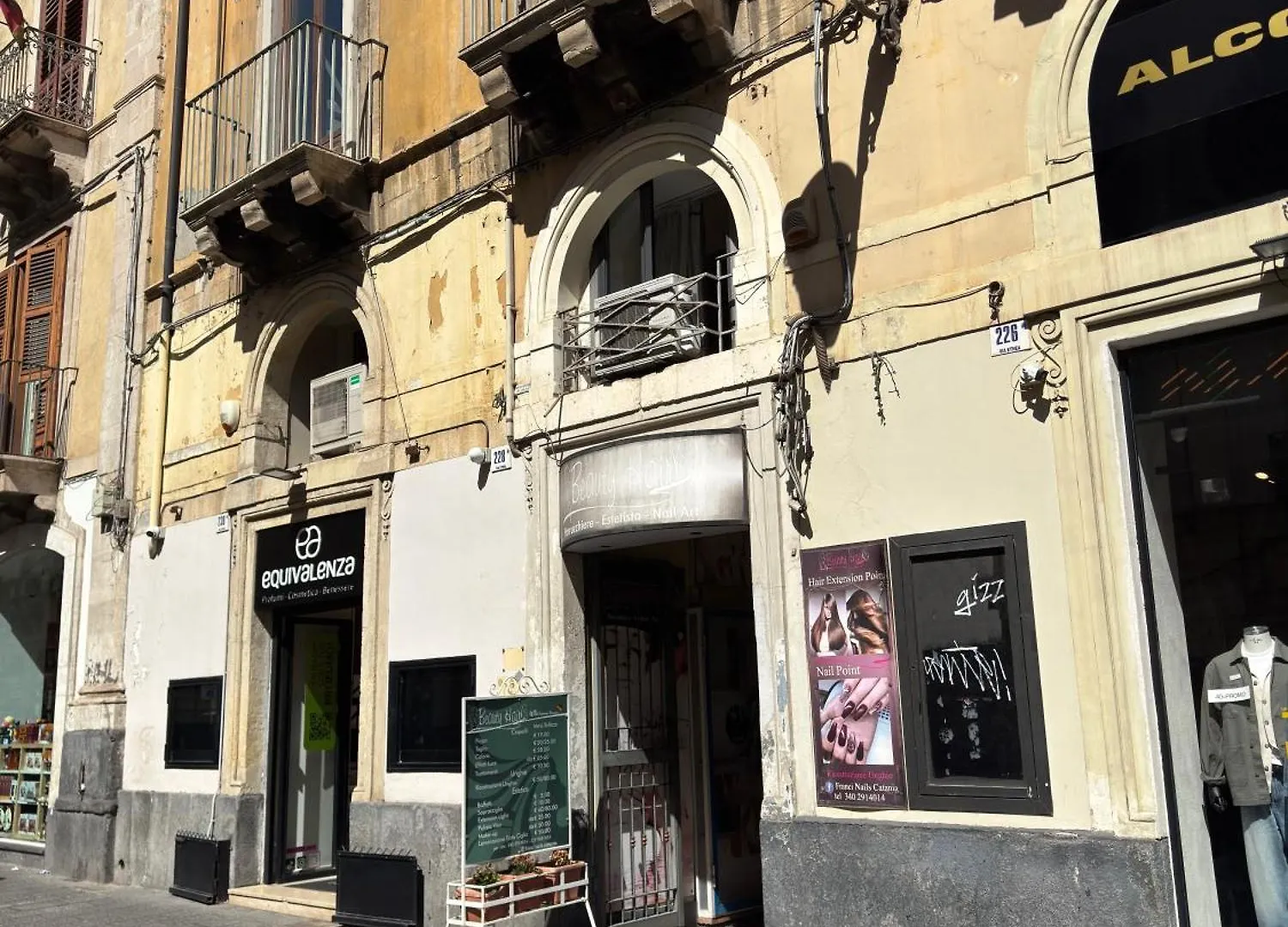Monahouse - Elegance And Comfort On Via Etnea In The Heart Of Catania - Sicily